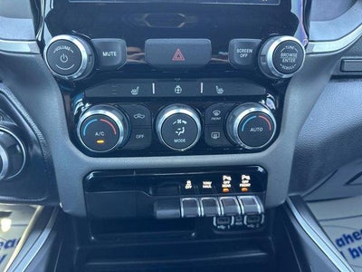 2022 RAM 1500 Big Horn 4x4 Crew Cab 5'7" Box
