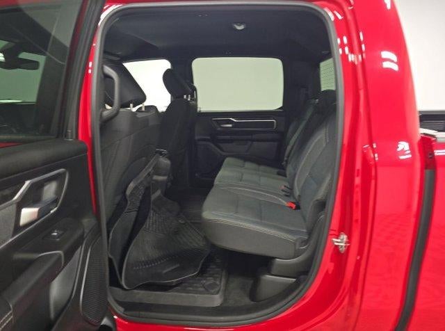 2022 RAM 1500 Big Horn 4x4 Crew Cab 5'7" Box