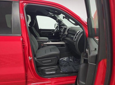 2022 RAM 1500 Big Horn 4x4 Crew Cab 5'7" Box