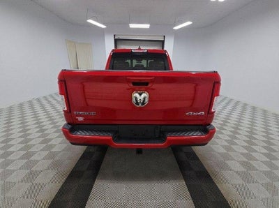 2022 RAM 1500 Big Horn 4x4 Crew Cab 5'7" Box