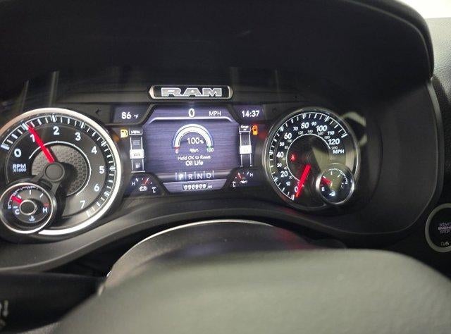 2022 RAM 1500 Big Horn 4x4 Crew Cab 5'7" Box