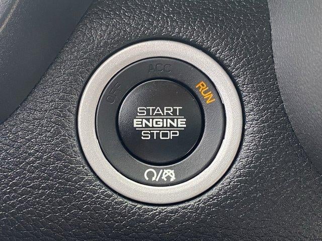 2022 RAM 1500 Laramie 4x4 Crew Cab 5'7" Box