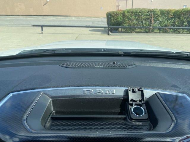 2022 RAM 1500 Laramie 4x4 Crew Cab 5'7" Box