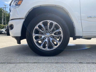 2022 RAM 1500 Laramie 4x4 Crew Cab 5'7" Box