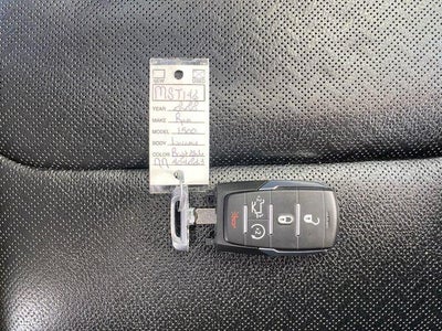 2022 RAM 1500 Laramie 4x4 Crew Cab 5'7" Box