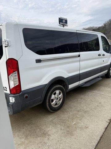 2017 Ford Transit Wagon T-350 148" Low Roof XLT Sliding RH Dr