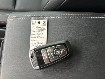 2025 Ford Bronco Outer Banks 4 Door 4x4