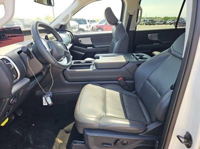 2025 Ford Expedition Active 4x4