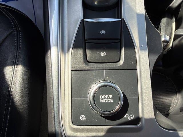 2023 Ford Explorer XLT 4WD