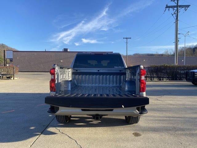 2023 Chevrolet Silverado 1500 Crew Cab Short Box 4-Wheel Drive Custom