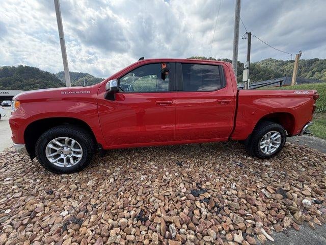2024 Chevrolet Silverado 1500 Crew Cab Short Box 4-Wheel Drive LT 2FL