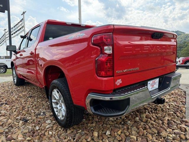 2024 Chevrolet Silverado 1500 Crew Cab Short Box 4-Wheel Drive LT 2FL