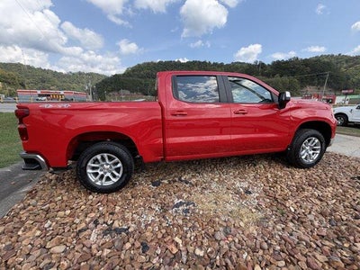 2024 Chevrolet Silverado 1500 Crew Cab Short Box 4-Wheel Drive LT 2FL