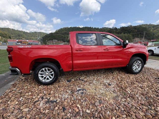 2024 Chevrolet Silverado 1500 Crew Cab Short Box 4-Wheel Drive LT 2FL