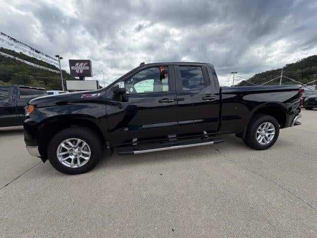 2023 Chevrolet Silverado 1500 Double Cab Standard Box 4-Wheel Drive LT 1LT