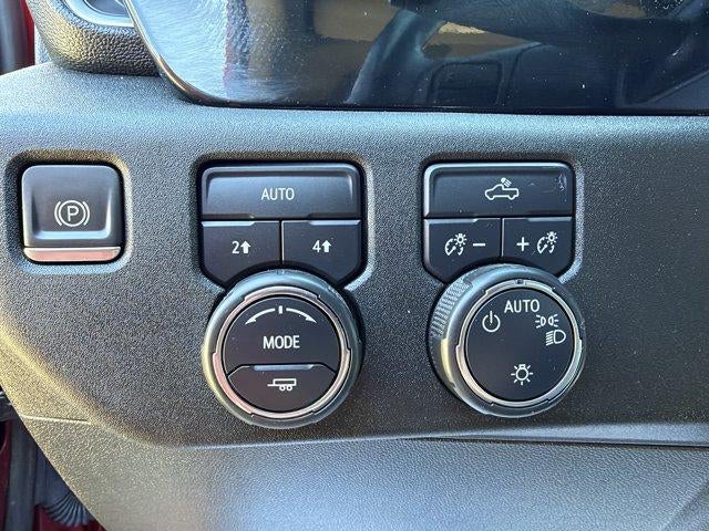 2023 Chevrolet Silverado 1500 Crew Cab Short Box 4-Wheel Drive LT 1LT