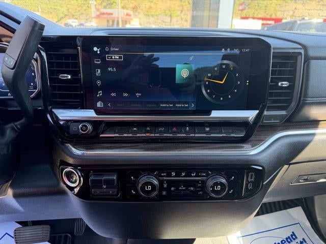 2023 Chevrolet Silverado 1500 Crew Cab Short Box 4-Wheel Drive LT 1LT
