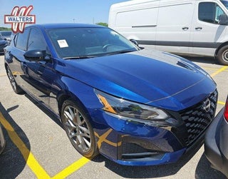 2023 Nissan Altima 2.0 SR Sedan