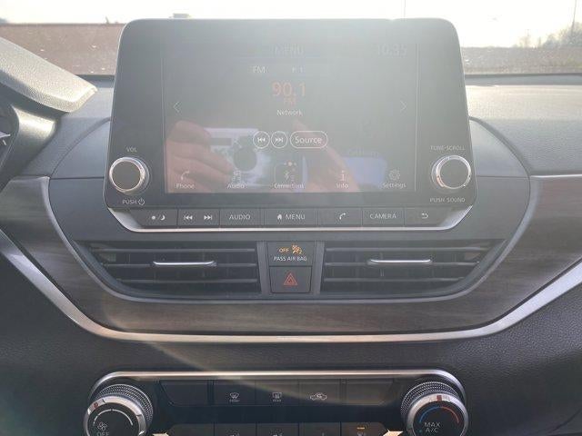 2024 Nissan Altima 2.5 SV Sedan