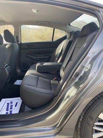 2024 Nissan Altima 2.5 SV Sedan