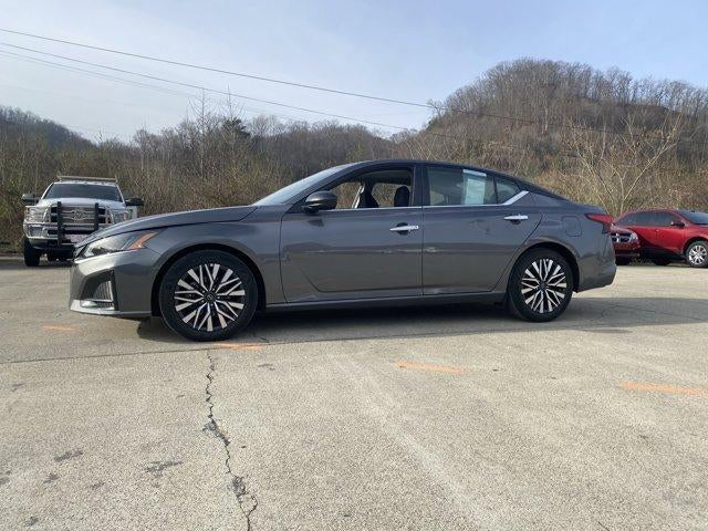 2024 Nissan Altima 2.5 SV Sedan