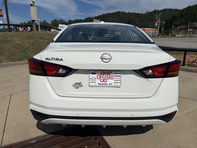 2025 Nissan Altima SV FWD