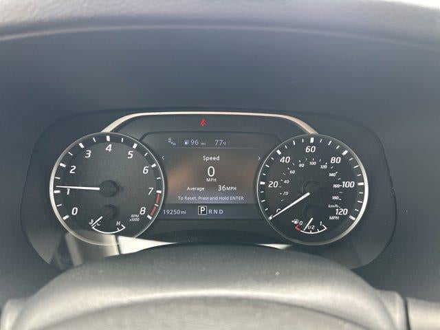 2024 Nissan Frontier Crew Cab 4x2 SL