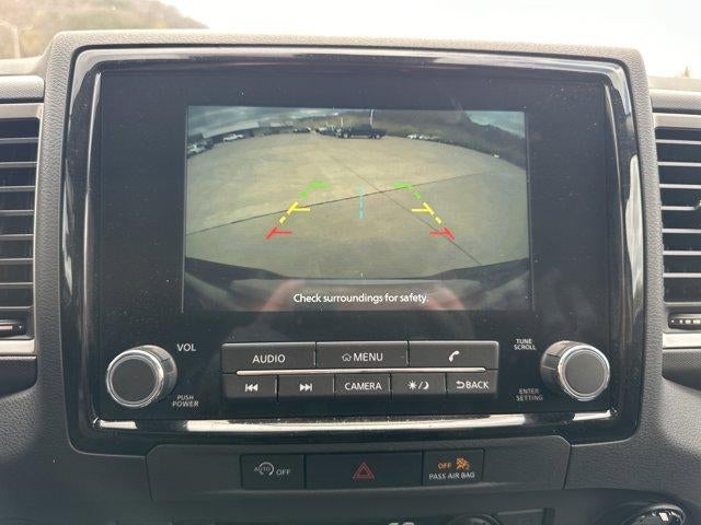 2024 Nissan Frontier Crew Cab 4x2 SL