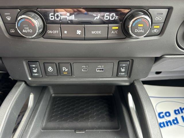2024 Nissan Frontier Crew Cab 4x2 SL