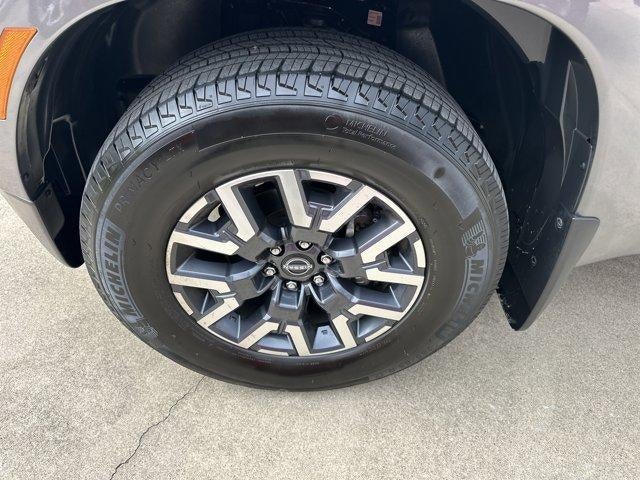 2024 Nissan Frontier Crew Cab 4x2 SL