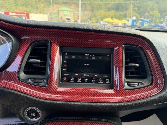 2022 Dodge Challenger SXT RWD