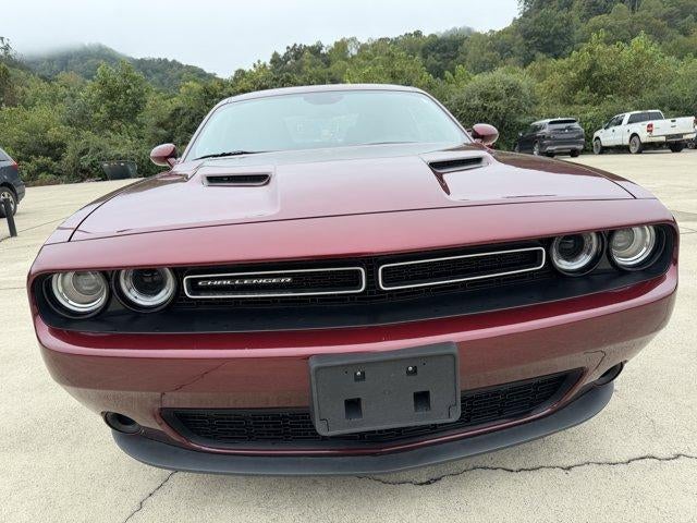 2022 Dodge Challenger SXT RWD