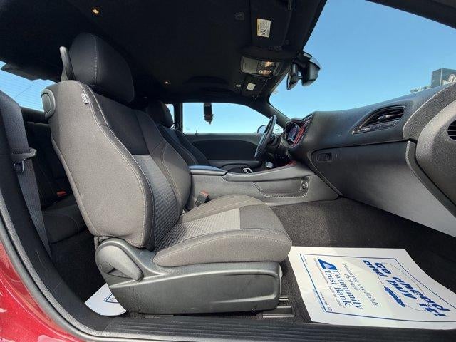 2022 Dodge Challenger SXT RWD
