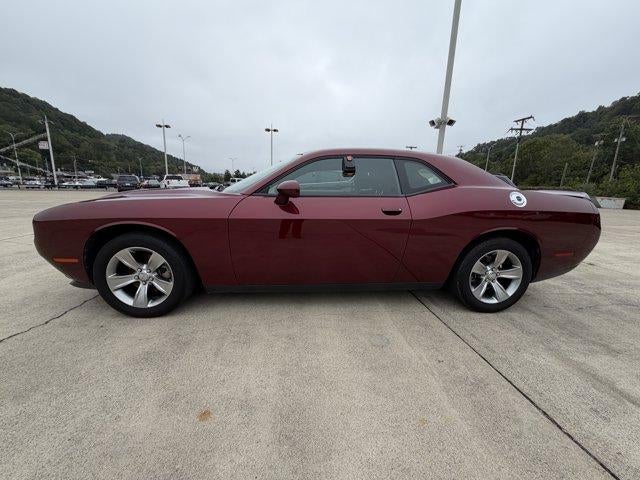 2022 Dodge Challenger SXT RWD