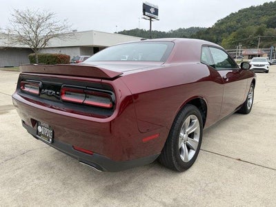 2022 Dodge Challenger SXT RWD