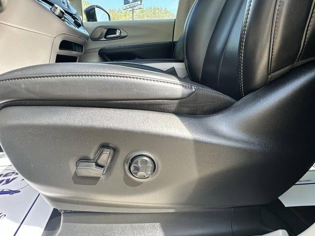 2024 Chrysler Pacifica Touring L FWD