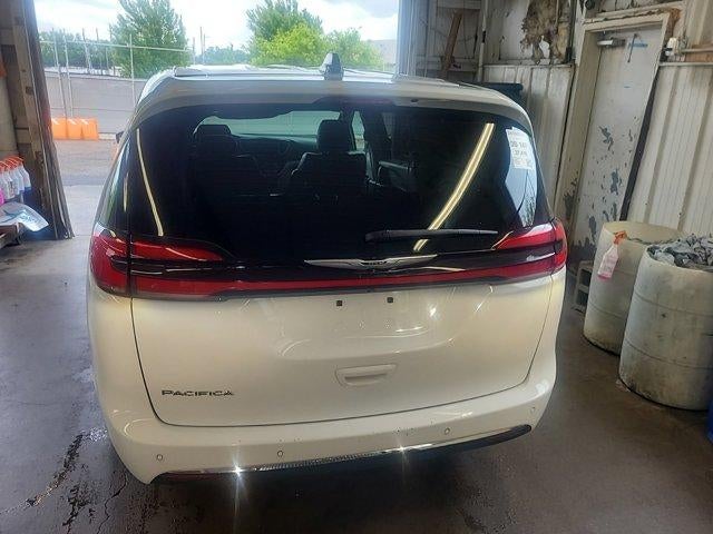 2024 Chrysler Pacifica Touring L FWD