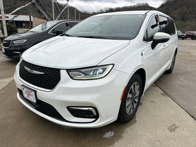 2023 Chrysler Pacifica Hybrid Touring L FWD