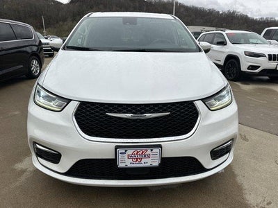 2023 Chrysler Pacifica Hybrid Touring L FWD