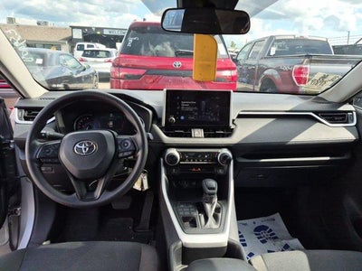2025 Toyota RAV4 LE AWD (Natl)