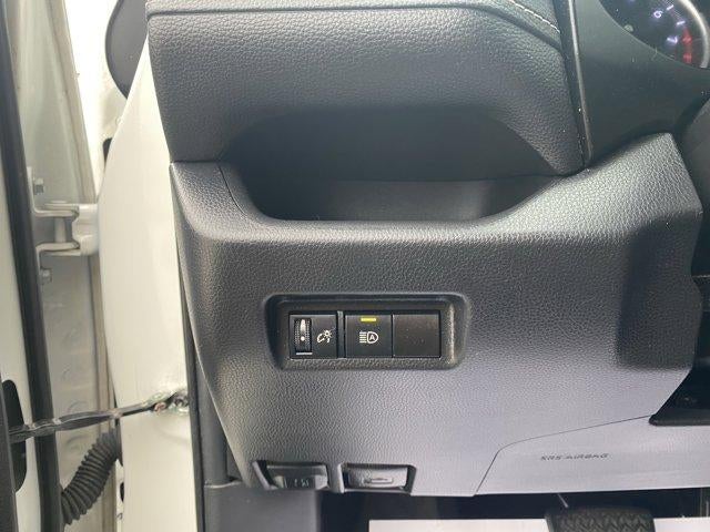 2021 Toyota RAV4 LE AWD (Natl)