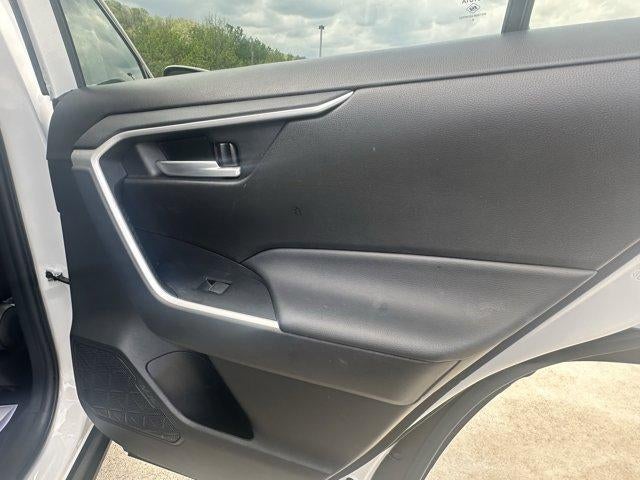 2025 Toyota RAV4 XLE AWD (Natl)