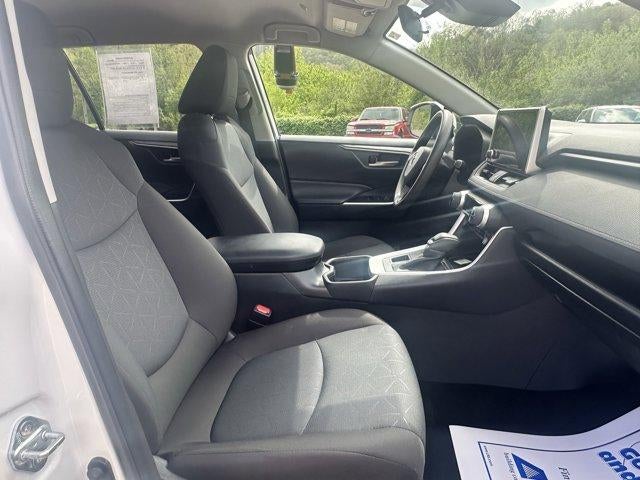 2025 Toyota RAV4 XLE AWD (Natl)