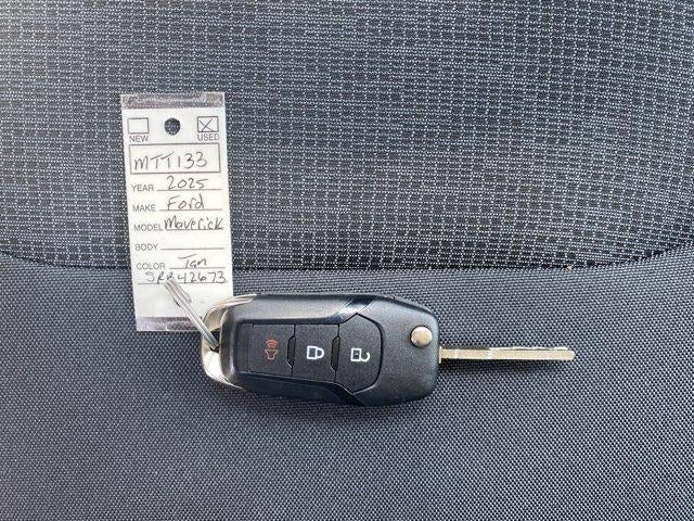2025 Ford Maverick XL AWD SuperCrew