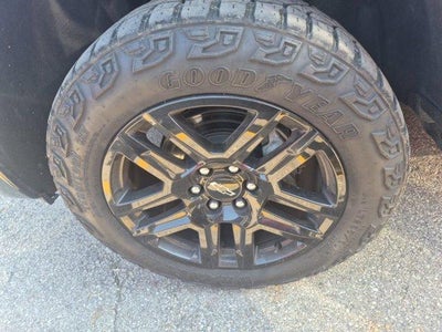 2023 Chevrolet Silverado 1500 Crew Cab Short Box 4-Wheel Drive Custom Trail Boss