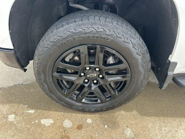 2023 Chevrolet Silverado 1500 Crew Cab Short Box 4-Wheel Drive LT Trail Boss