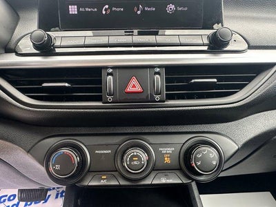2024 Kia Forte LX IVT