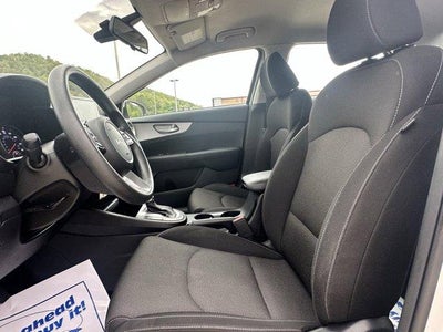 2024 Kia Forte LX IVT