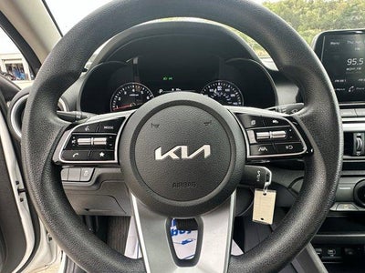 2024 Kia Forte LX IVT