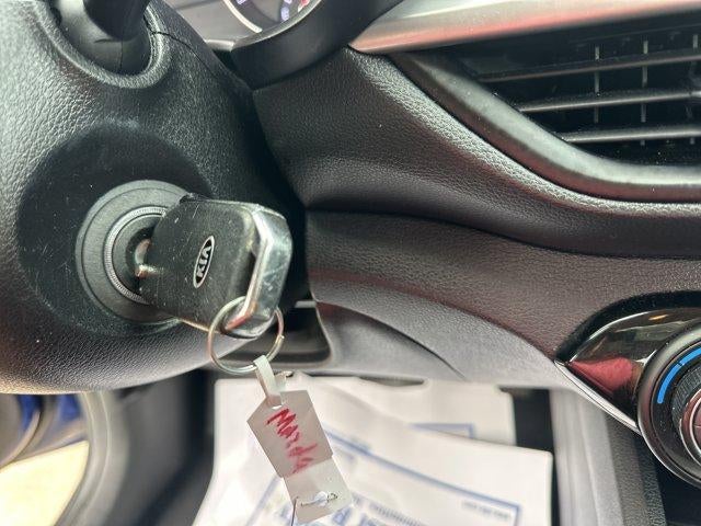 2019 Kia Forte LXS IVT